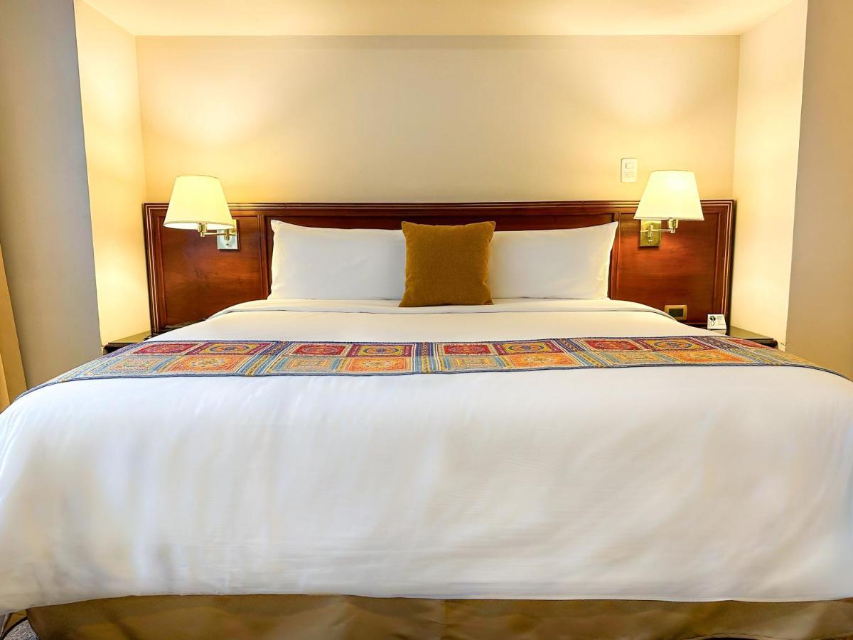 فندق La Quinta By Wyndham كويتو المظهر الخارجي الصورة