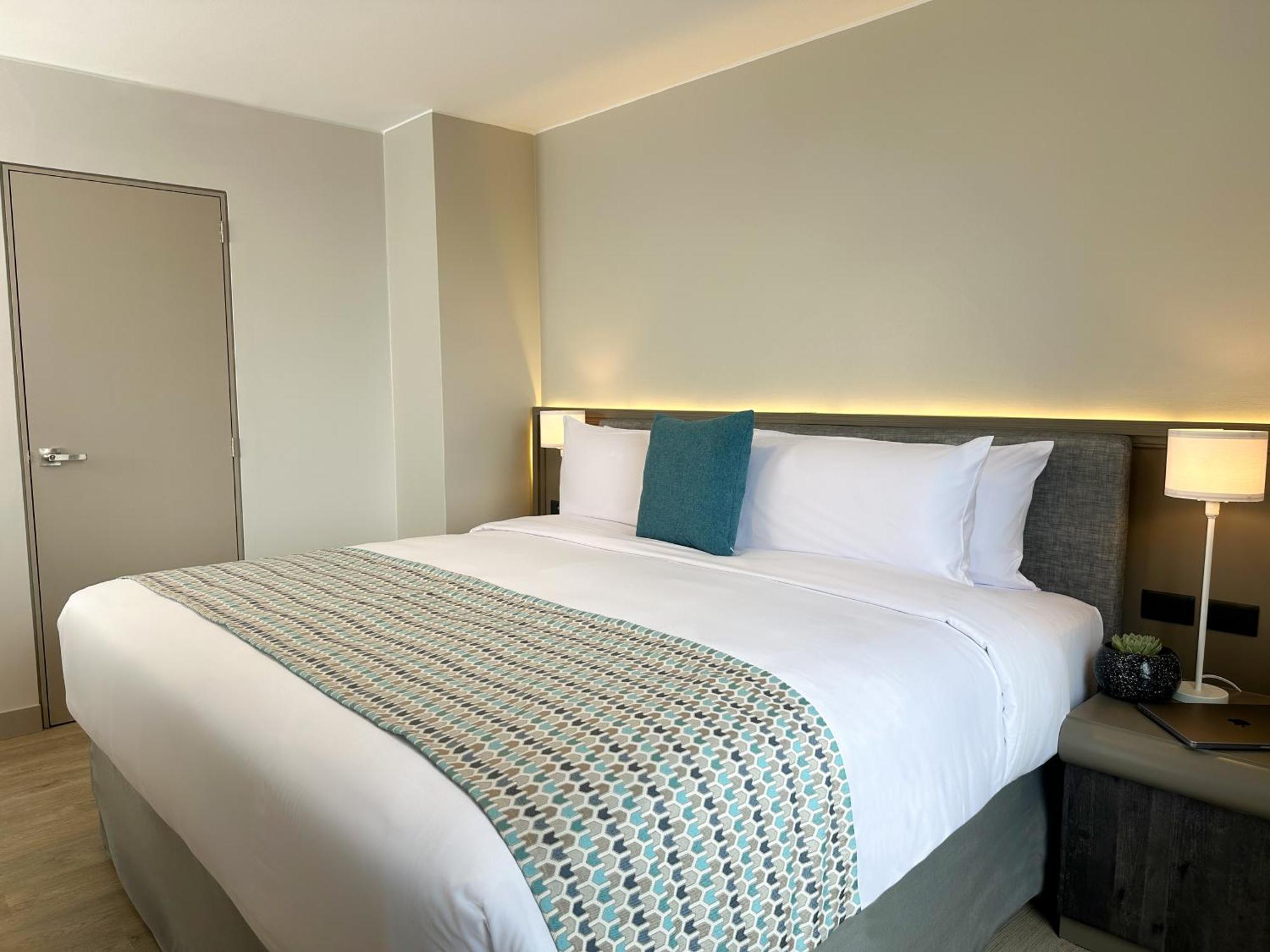 فندق La Quinta By Wyndham كويتو المظهر الخارجي الصورة
