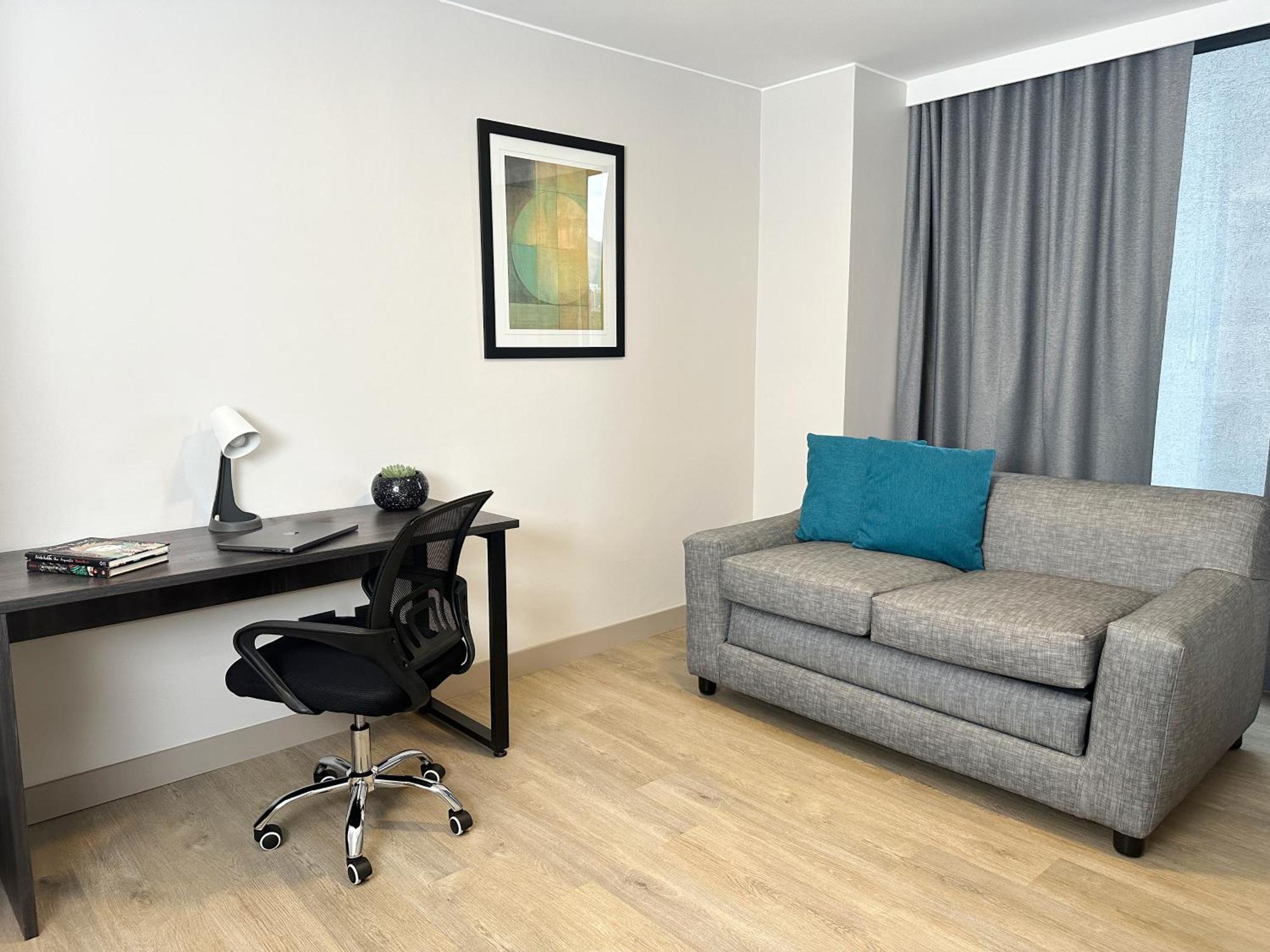 فندق La Quinta By Wyndham كويتو المظهر الخارجي الصورة