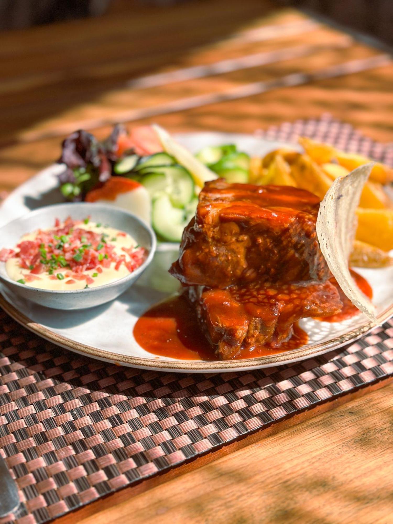 فندق La Quinta By Wyndham كويتو المظهر الخارجي الصورة
